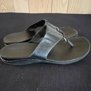 Rockport women’s Black Leather Sandals